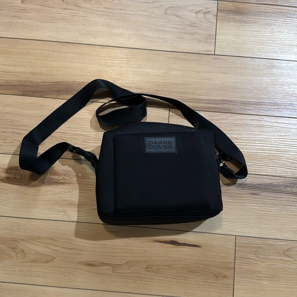 Dagne Dover cross body purse